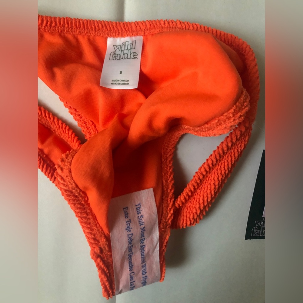 Textured Low Rise Bikini Bottom Small - Picture 5 of 5